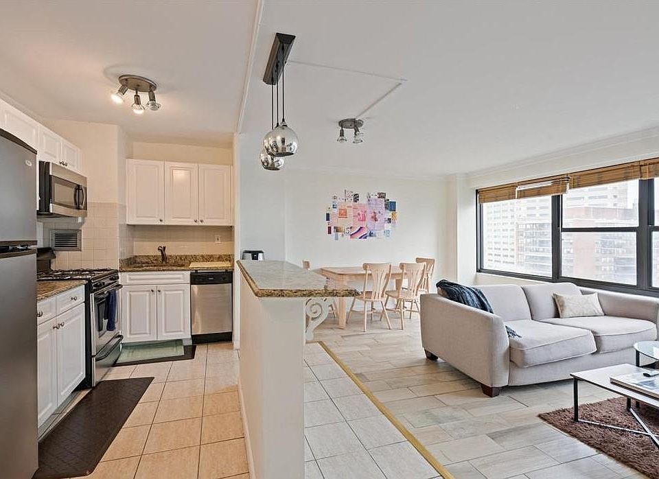 1st image of 135 Montgomery St APT 20H
