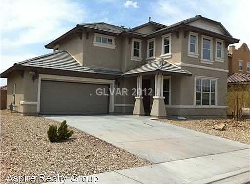 2nd image of 2733 Aspen Club Ave
