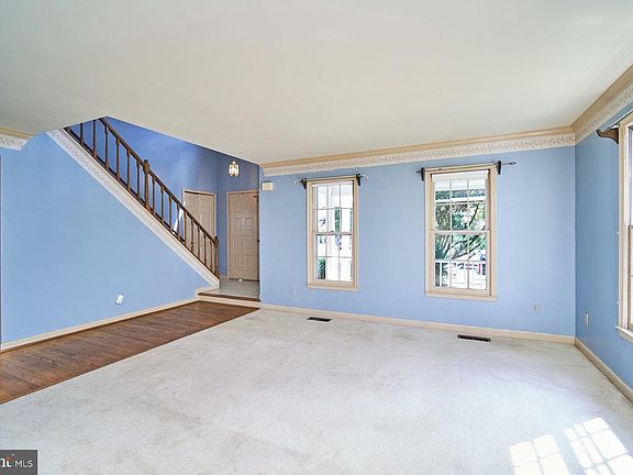 4th image of 6109 Mountain Springs Ln