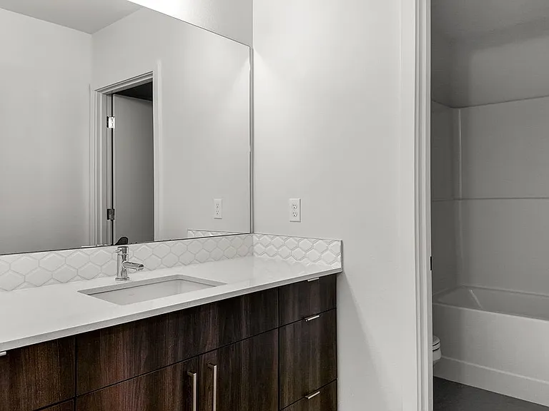 4233 S Lucile St — Photo 13