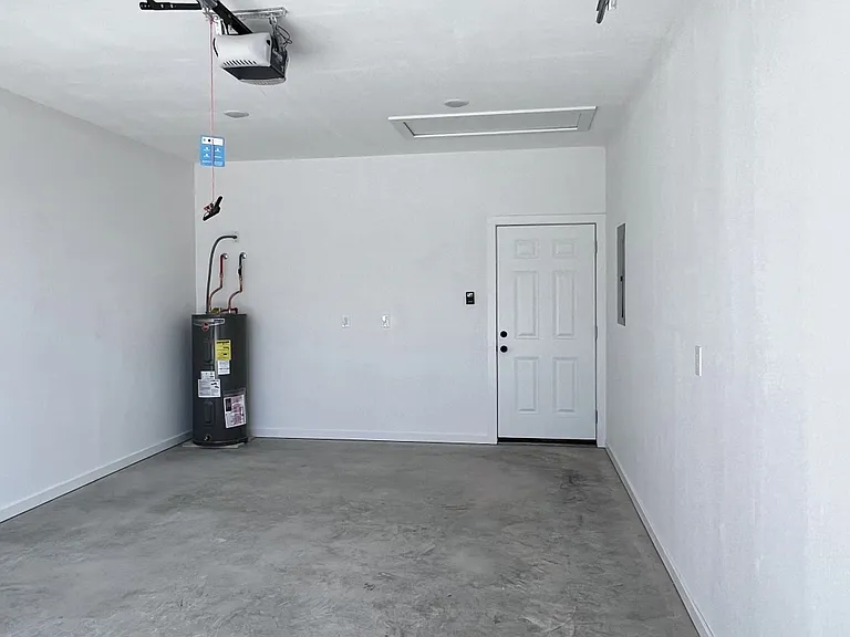 351 S Johnson St — Photo 24