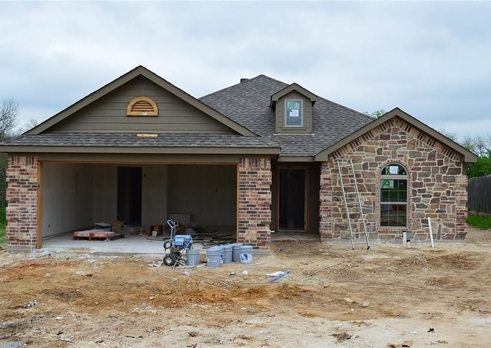 1st image of 434 Willow Creek Dr