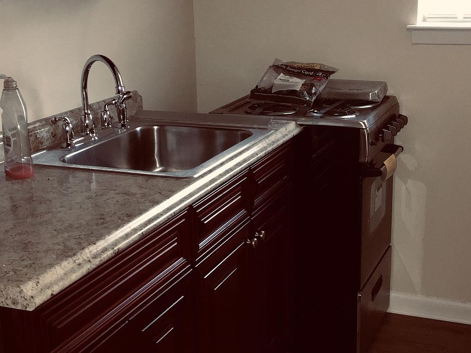 1st image of 3908 Little Neck Pkwy APT 1R