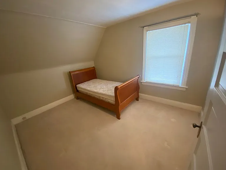 929 Norwood Ave — Photo 17