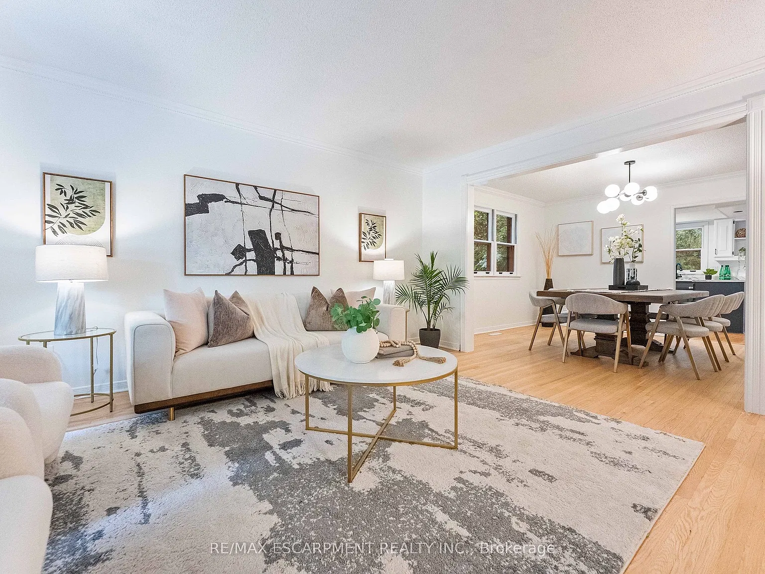 4 bed, $5,820 — Photo 4