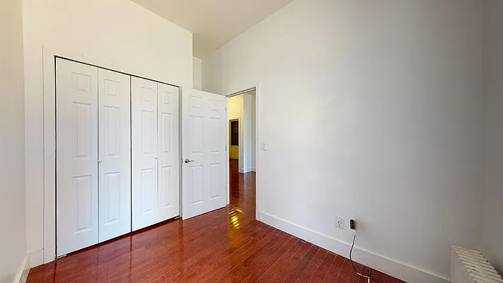 Rented by Bond New York | media 20