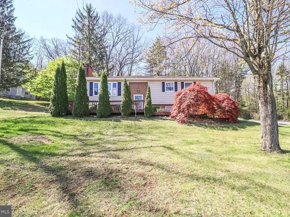 92 Newman Rd, Orrtanna, PA 17353