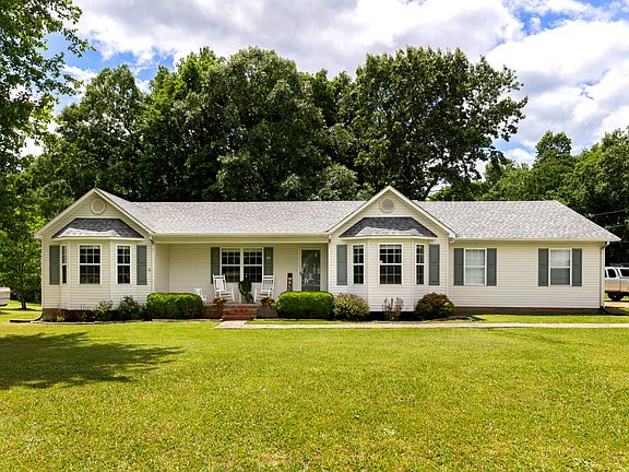 2nd image of 104 Ashley Marie Dr