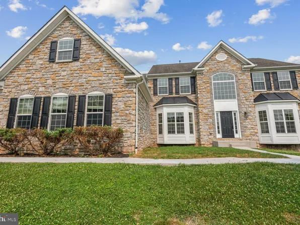 7201 Glen Pine St, Glenn Dale, MD 20769