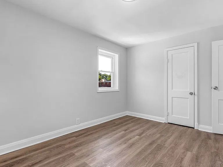 3912 Mortimer Ave — Photo 20