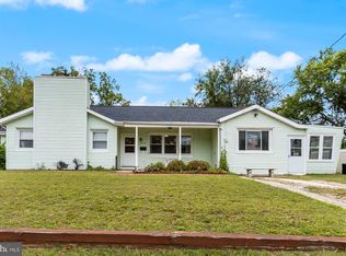 525 W Evesham Rd, Runnemede, NJ 08078