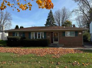 40564 Lizabeth Dr, Sterling Heights, MI 48313