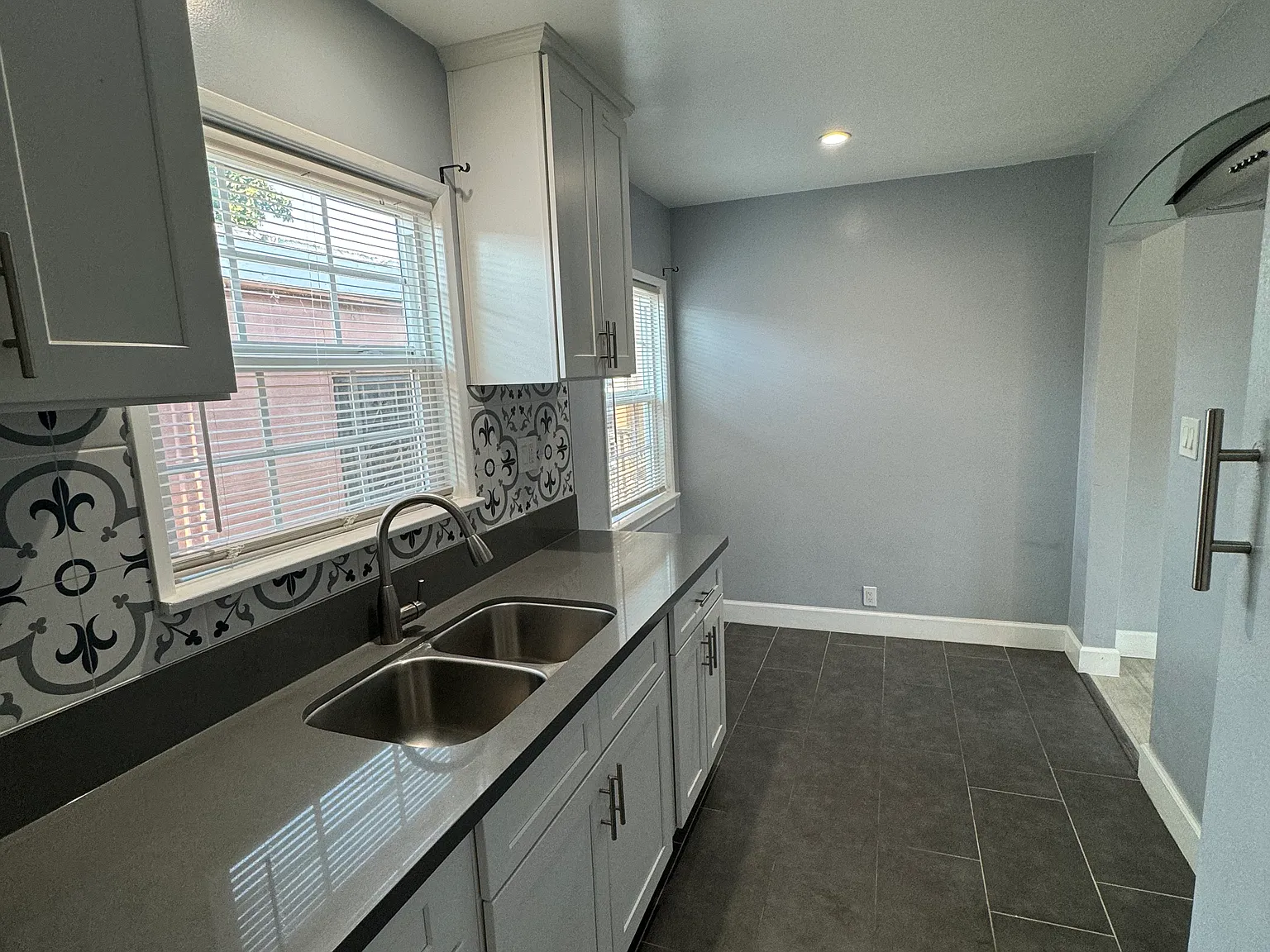 1 bed, $1,900 — Photo 2