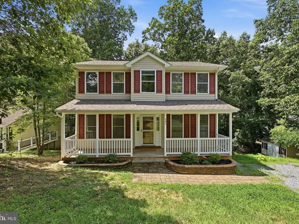345 Chippewa Ln, Lusby, MD 20657