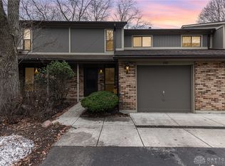 559 Greene Tree Pl, Fairborn, OH 45324