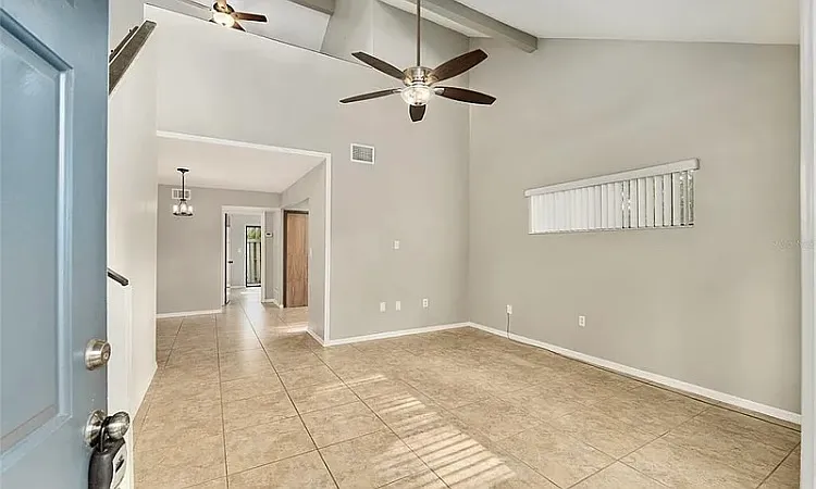 3468 NW 37th Ave — Photo 2
