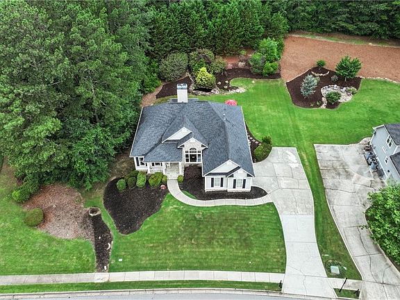 4th image of 249 Graves Rd