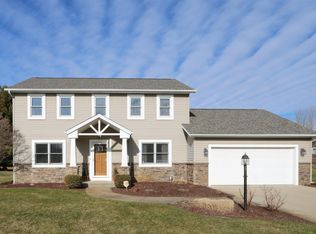 56907 Coppergate Dr, Elkhart, IN 46516