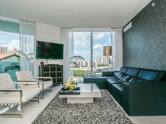 3rd image of 150 Sunny Isles Blvd Unit 1702