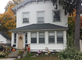 15 Oakland Ave, Bay Shore, NY 11706