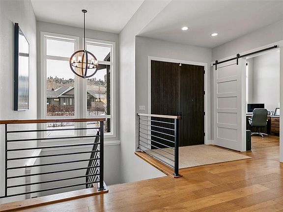 4th image of 4108 Headwater Ln