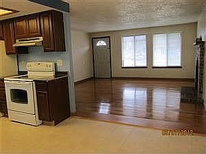 4th image of 1609 NE 97th St