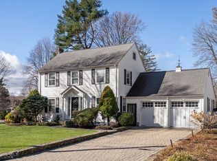 2 Cavanagh Rd, Wellesley Hills, MA 02481