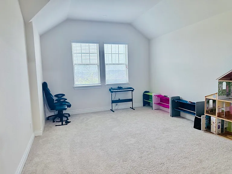 3925 Gildas Path — Photo 26