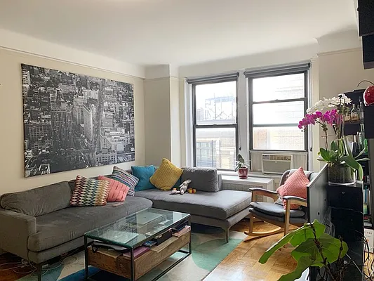 Rented by Rachel Realty | media 18