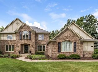532 Glenmoore Dr, Ann Arbor, MI 48103