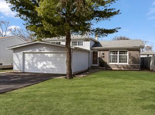 1313 Dawes Ave, Wheaton, IL 60189