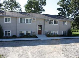 302 Maple Lane Dr, Walker, IA 52352