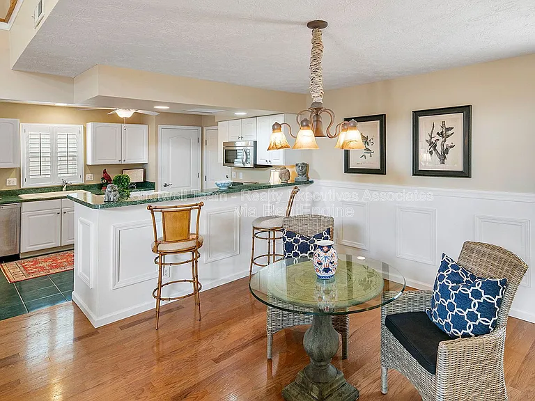 8508 Angel Oak Ct — Photo 4