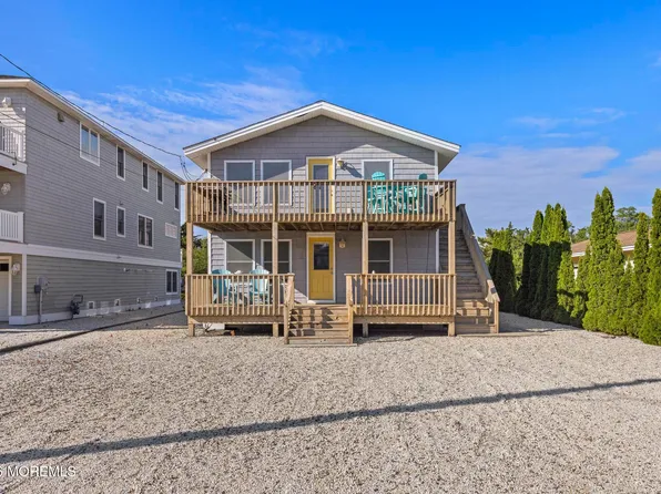 21 E 9th Street, Barnegat Light, NJ 08006