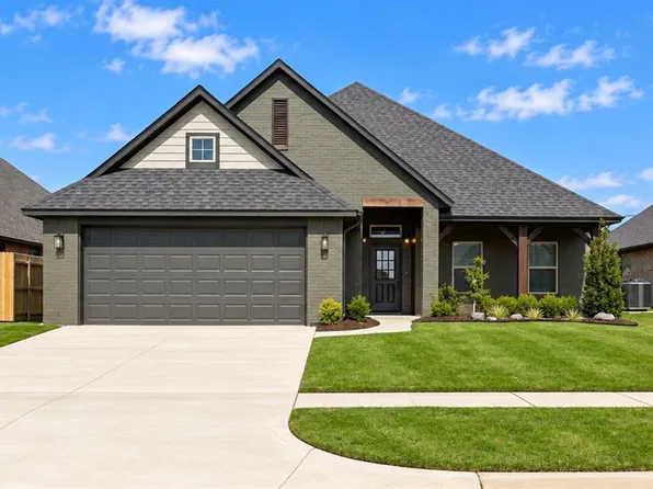 3325 Slate River Dr, Yukon, OK 73099