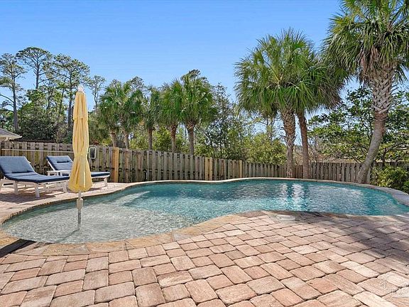 3rd image of 1555 Cypress Bend Trl