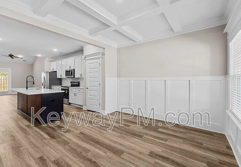 2103 Denmark Ave SE — Photo 4