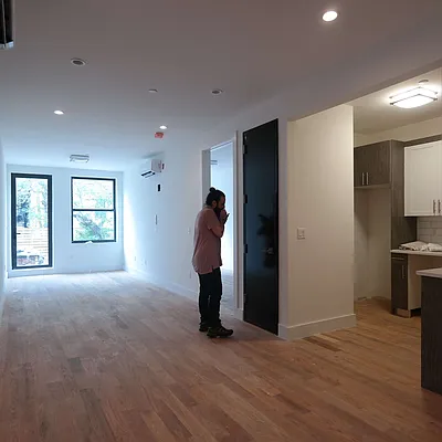 Rented by Nooklyn NYC LLC | media 41