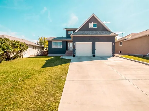 452 N Pineridge Way, Pincher Creek, AB T0K 1W0