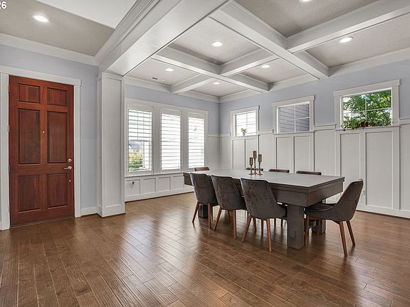 5th image of 15243 SW Seine Dr