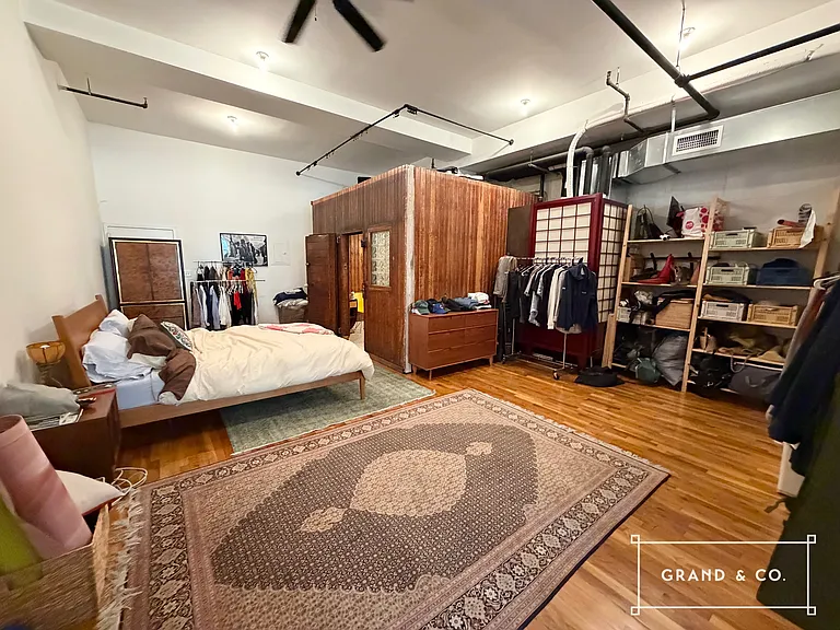 318 Grand St #2K — Photo 12