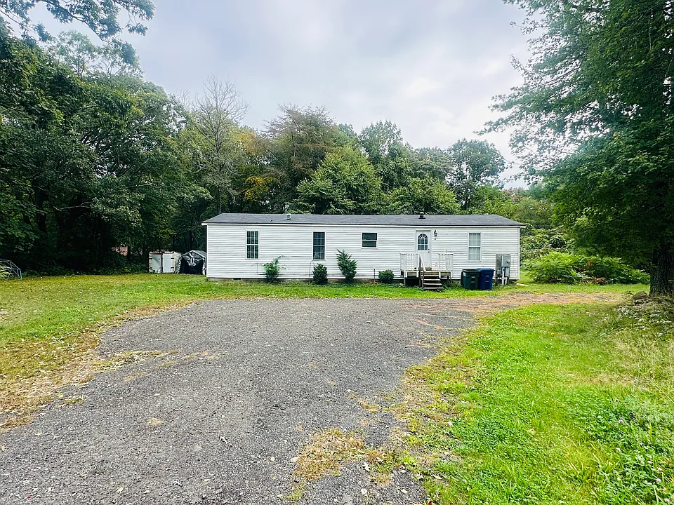 8 Flanders Rd