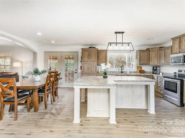 4110 Pebblebrook Cir SW, Concord, NC 28027