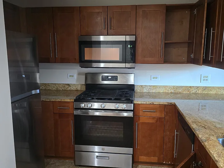1481 5th Ave #12D — Photo 4