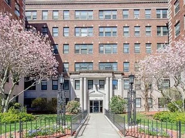 2001 Commonwealth Ave APT 2