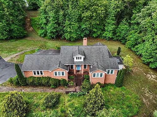 10 Piper Pl Photo 1