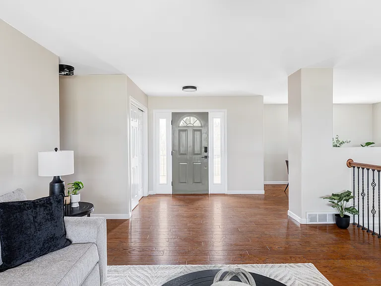 212 Mulligan Lake Dr — Photo 3