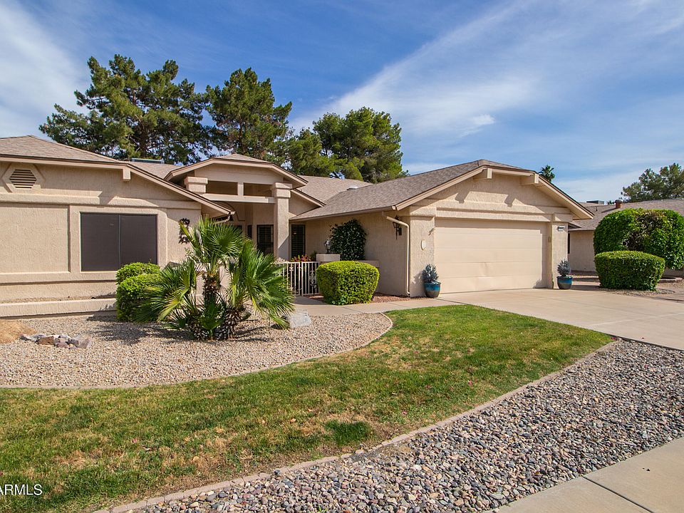 1st image of 13731 W GREENVIEW Drive