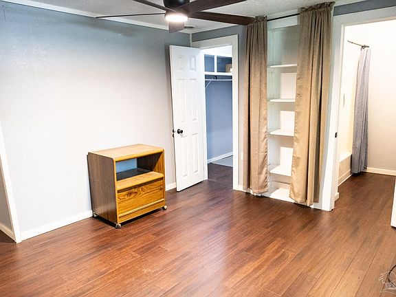 5th image of 6622 Hinote St