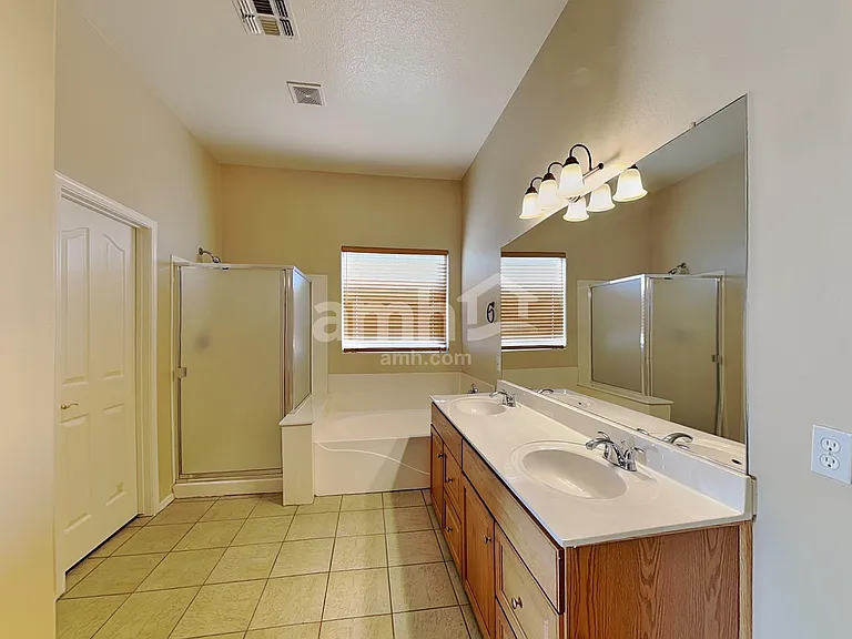 13544 W Ironwood St — Photo 8